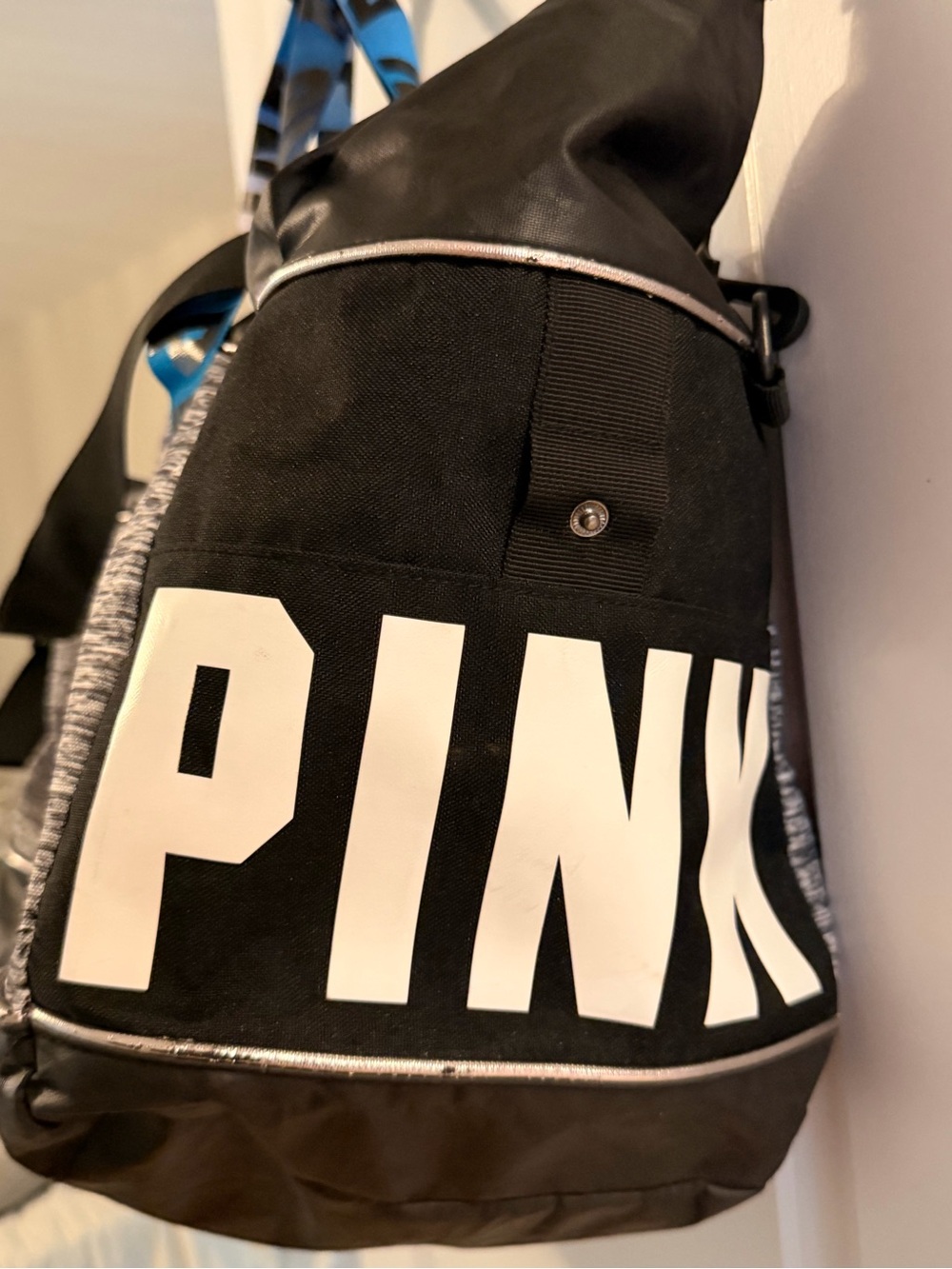 PINK Victoria's Secret Gray & Blue Logo Duffel Bag - Picture 2 of 3